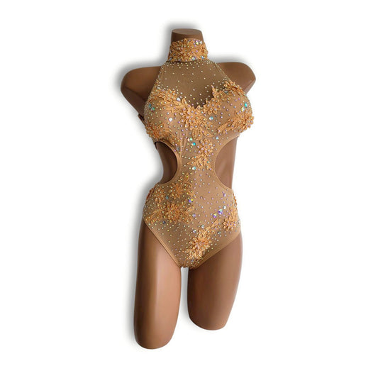 ベージュモチーフレオタード