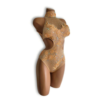 ベージュモチーフレオタード